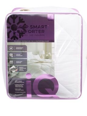 iQ Sleep Smart White Comforter - Cooling Technology